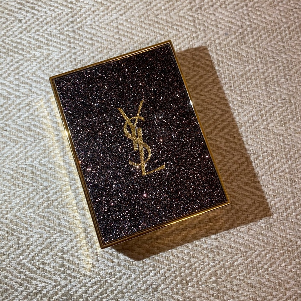 Yves Saint Laurent Couture Palette Black Addiction